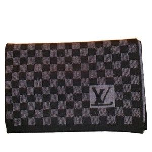 Louis Vuitton unisex scarf